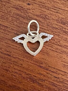 Pandora 14k gold heart angel wings pendant